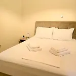 Philoxenia * هيماري