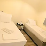 فيلة Philoxenia هيماري