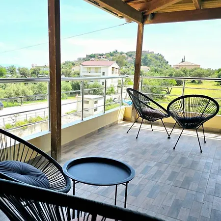 Philoxenia Villa *